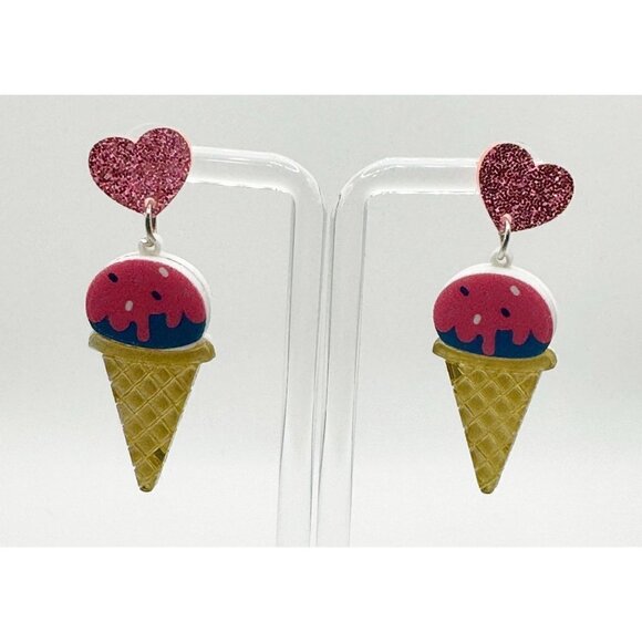 Women's Ice Cream Heart Earrings NWT - Picture 1 of 4